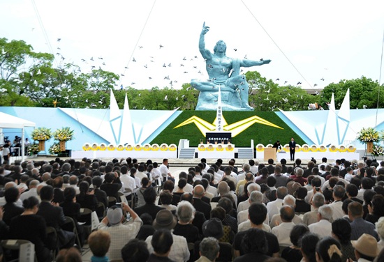 นางาซากิรำลึก 67 ปีโดนบอมบ์ เรียกร้องญี่ปุ่นปลอดนิวเคลียร์
