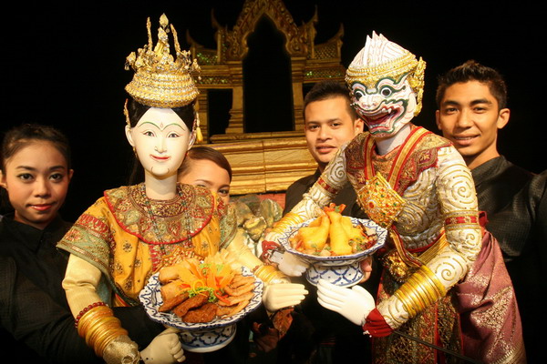 ไทย-ญี่ปุ่น ความคล้ายคลึงทางด้านศิลปะการแสดง
