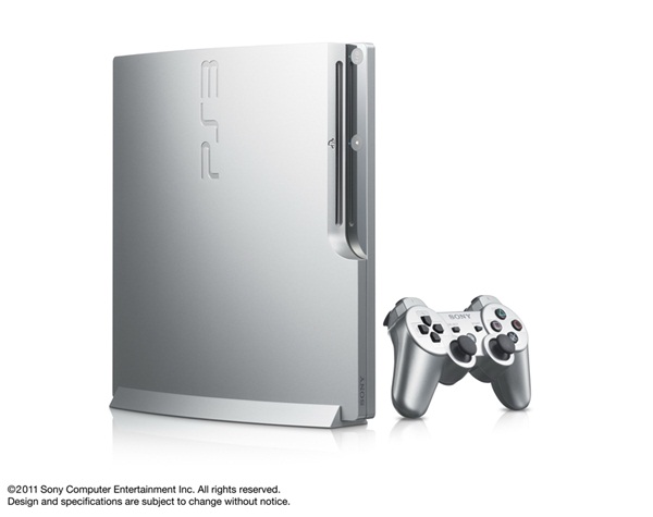 โซนี่เพิ่ม PS3 รุ่นผอมเพรียว 'สีเงิน' รับเกมเดือนมี.ค.