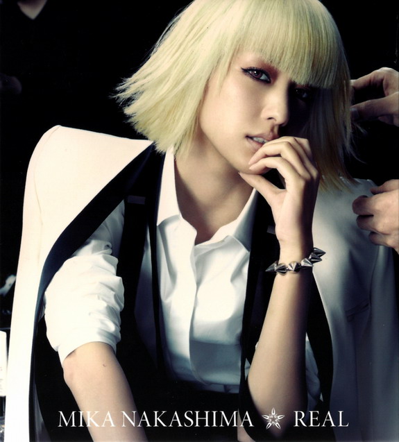 “มิกะ นากาชิมา” คืนบัลลังก์ Oricon