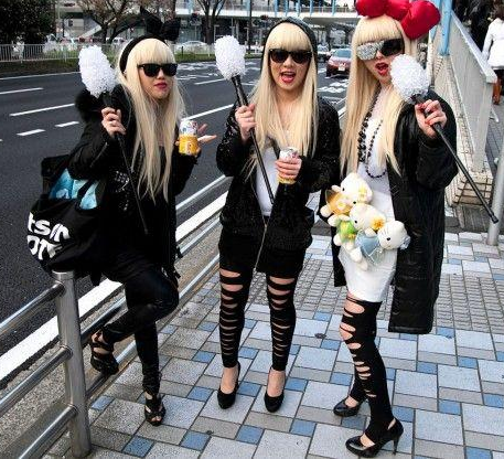 ตามกระแส Lady Gaga Styleeee ณ กรุงโตเกียว !!!! 