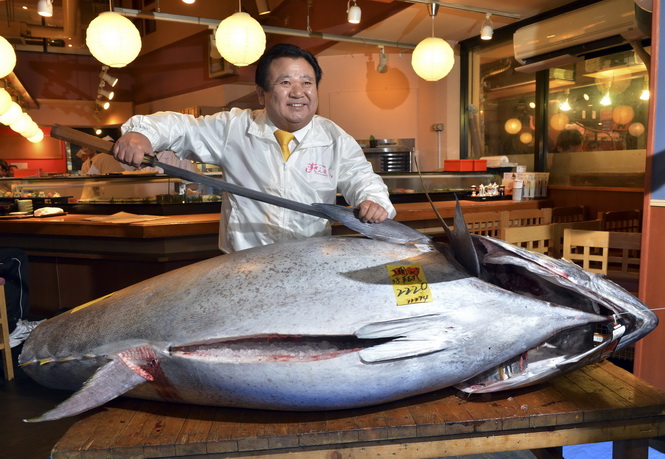 ญี่ปุ่นประมูล “ปลาทูน่ายักษ์” ทำสถิติใหม่ 53.7 ล้านบาท