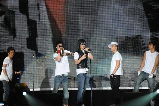 ดังข้ามแดน 'บิ๊กแบง' ซิวรางวัลในญี่ปุ่น