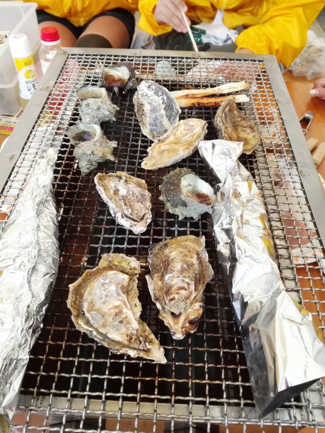 อาหารทะเลปิ้งย่าง Kakigoya カキ小屋  