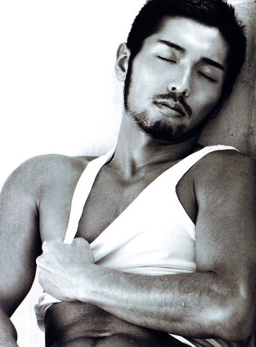 “มาซากิ โก” ซูเปอร์สตาร์เกย์ผู้กลายเป็นตำนาน