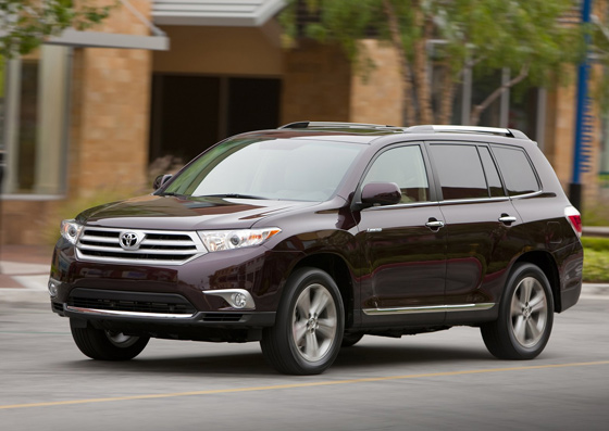 Toyota Highlander พลิกโฉมตัวลุย-เสริมไฮบริด